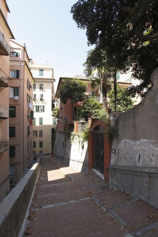 Al Villino Bruzza Bed & Breakfast Genoa Exterior photo