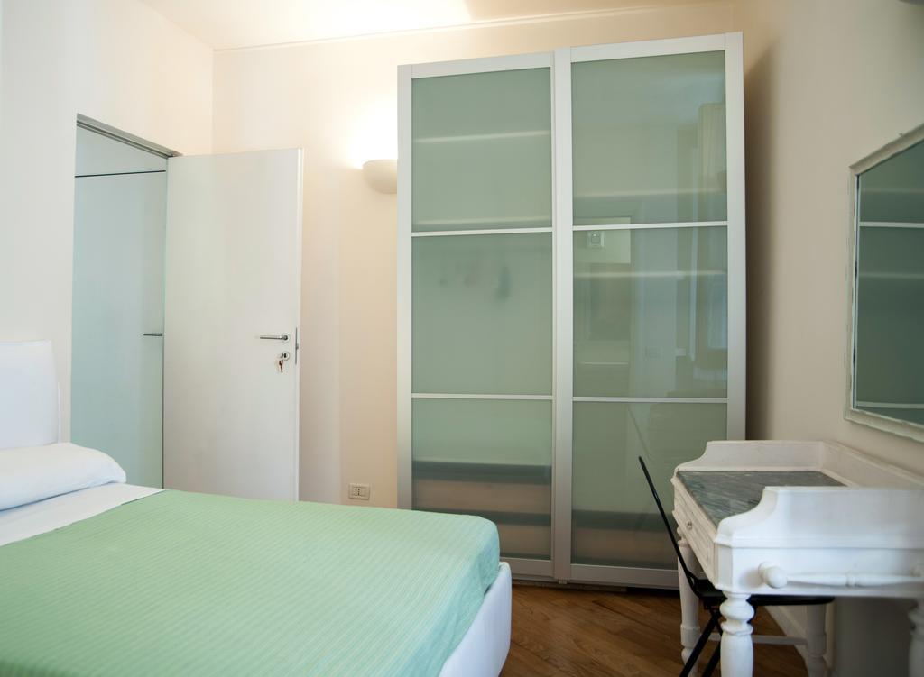Al Villino Bruzza Bed & Breakfast Genoa Exterior photo